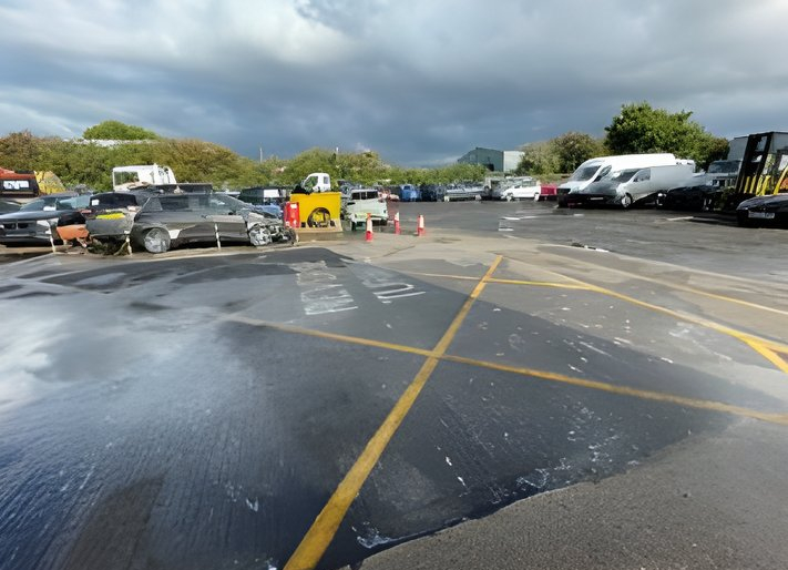Worker Crushed By Reversing Recovery Truck